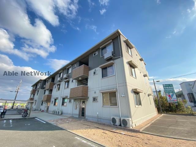 セブンリーフクローバーの物件外観写真