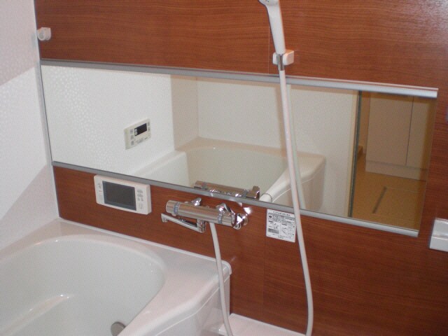 物件内観写真10　(浴室)