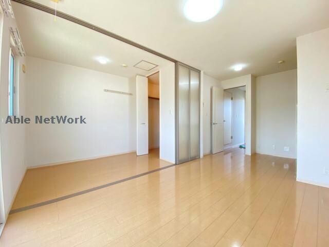 物件内観写真4　(※同型)