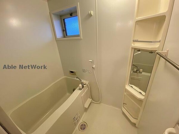 バス／シャワールーム等(同棟別部屋写真)