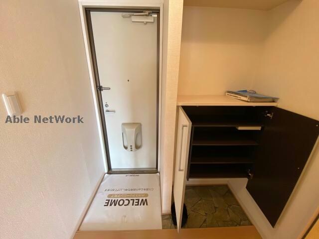 物件内観写真10　(同棟別部屋写真)