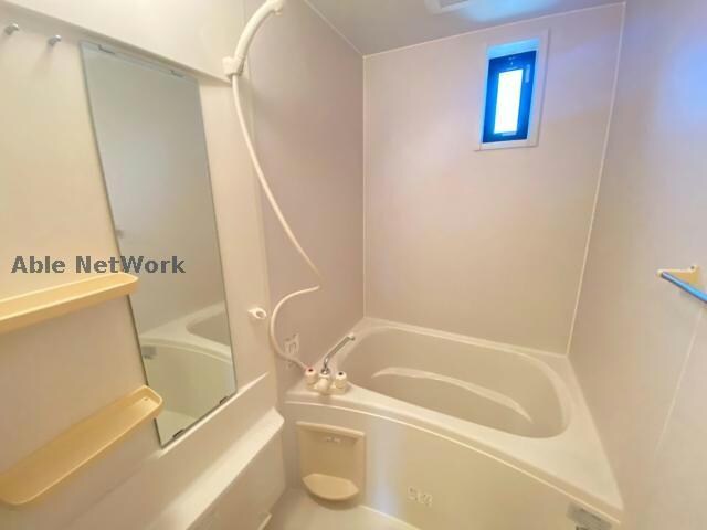 エールハウスのバス