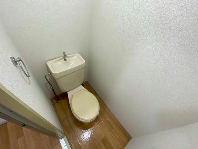 プレジール黒髪のトイレ