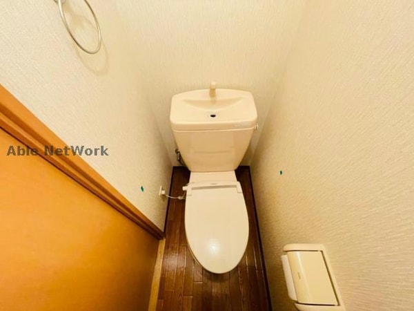 トイレ(別号室写真)