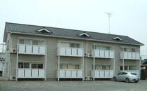 出居ハイツの外観写真