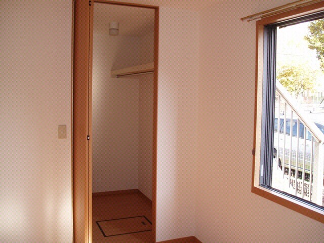 物件内観写真9　(WIC)