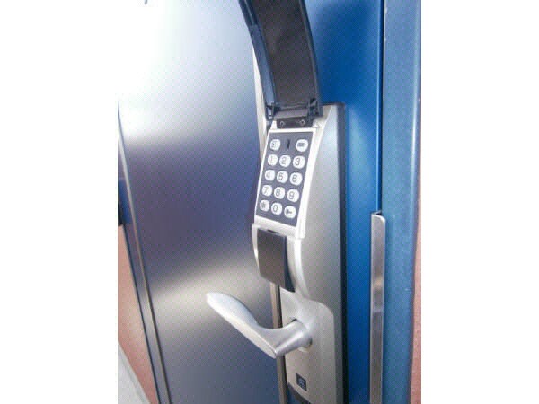 物件内観写真4　(電子錠)