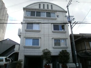 メゾンシャルマン・エレガンテ外観写真