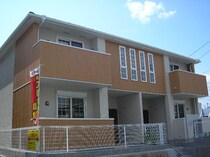 東海道本線<琵琶湖線・JR京都線> 石山駅 2階建 築15年の外観写真