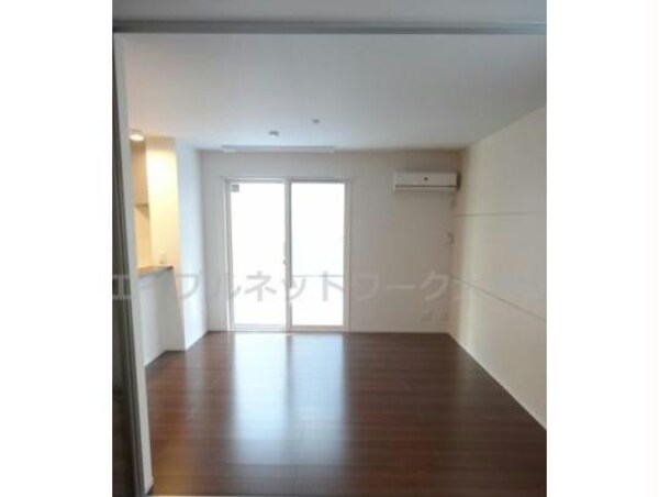 リビングダイニング