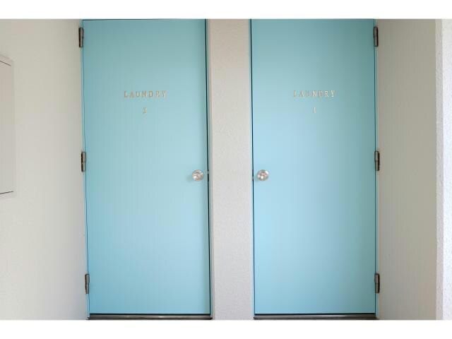 物件外観写真8　(ランドリールーム)