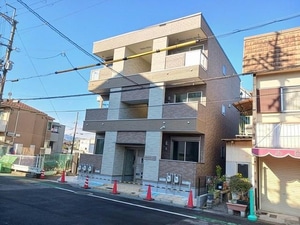 エヴィメリアD外観写真