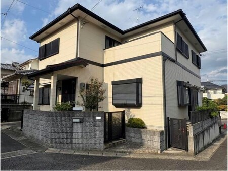 一里山4丁目貸家（4-66）外観写真