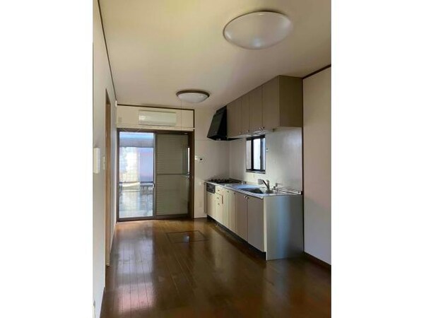 リビングダイニング