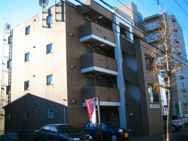 ベラカーサの物件外観写真