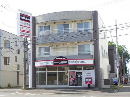 イーストタウン１３外観写真