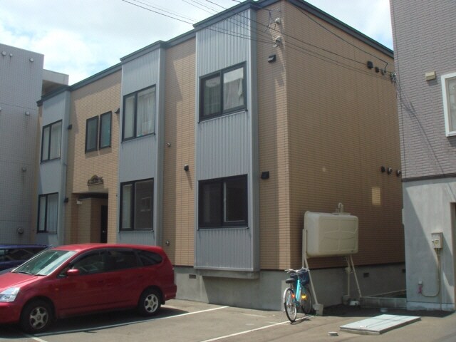 グランディールの物件外観写真