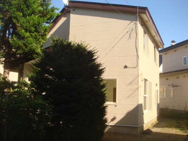 貸家【北３５条東２８丁目７番２号】