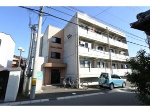 カサ・イナバ外観写真