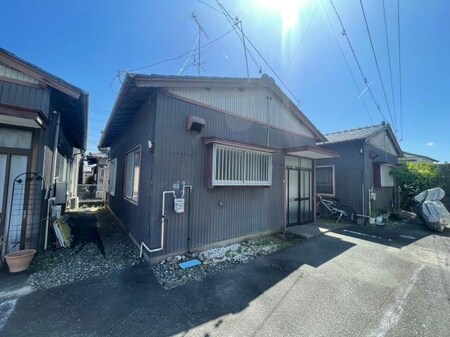 上島平屋外観写真