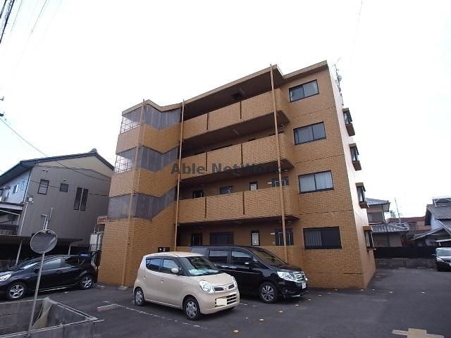 グランデュール西川手