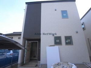 カーサ堀外観写真