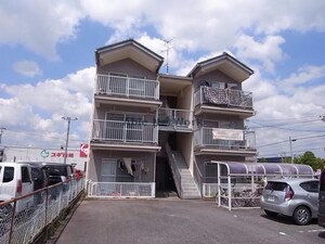 ハイツ小塩外観写真