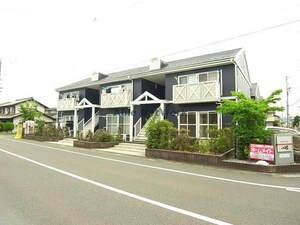 グランデール八坂外観写真