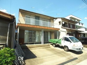 長森本町貸家外観写真