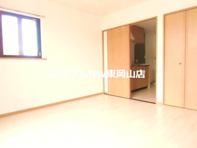 物件内観写真16　(洋室)