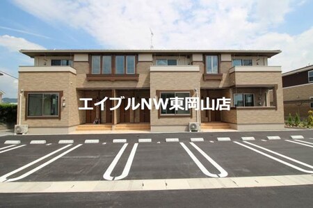 ノーベル　Ａ棟外観写真