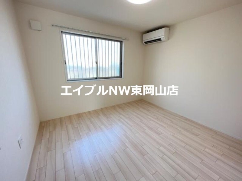 物件内観写真15　(寝室)