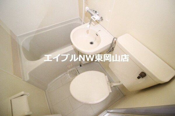 バス／シャワールーム等