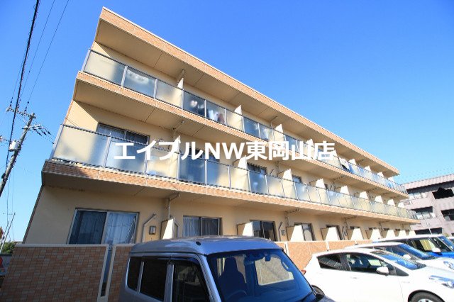 ゲパール高島駅前