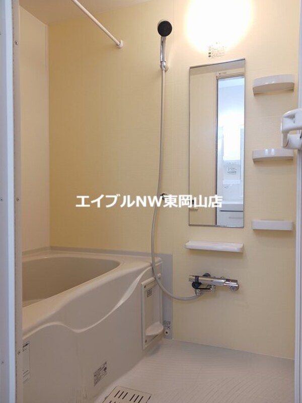 バス／シャワールーム等