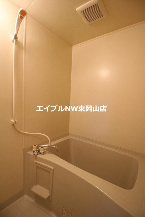バス／シャワールーム等