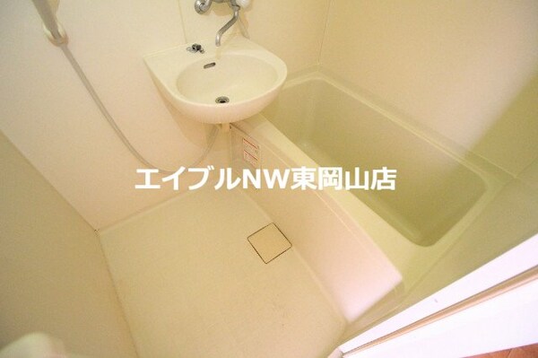 バス／シャワールーム等