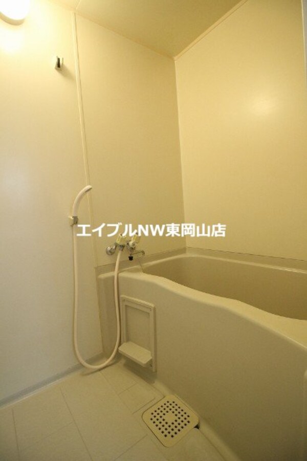 バス／シャワールーム等(※同タイプのお部屋の写真です)