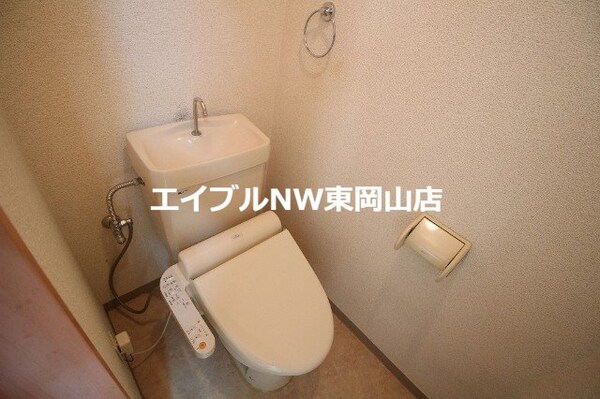 トイレ(※同タイプのお部屋の写真です)