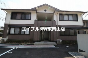 ニューカースルA棟外観写真