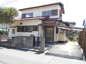 岸本邸貸家外観写真