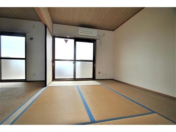 リビングダイニング