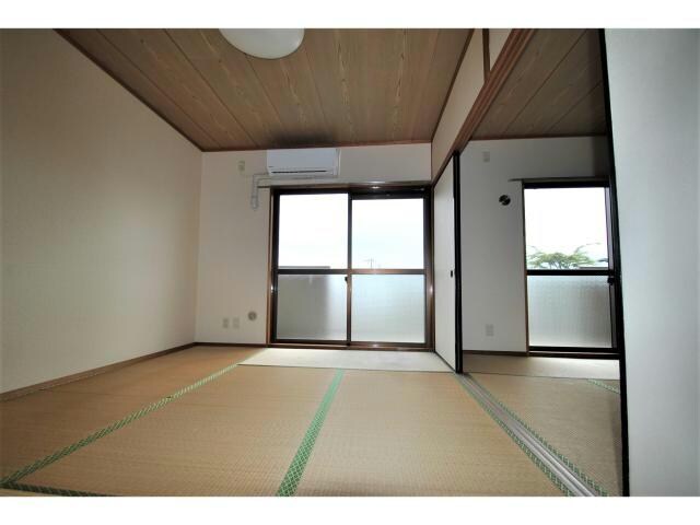 リビングダイニング