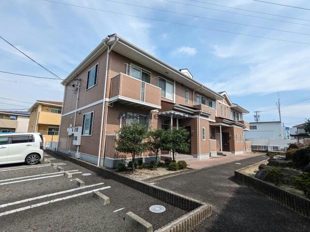 サンフルの物件外観写真