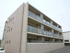 メイプル青山　Ａ・Ｂ棟外観写真