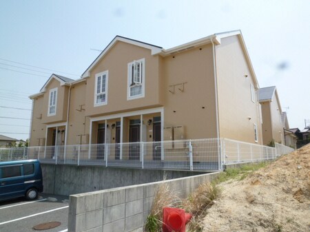 ＷＥＳＴ ＳＩＤＥ ＨＩＬＬ Ｂ外観写真