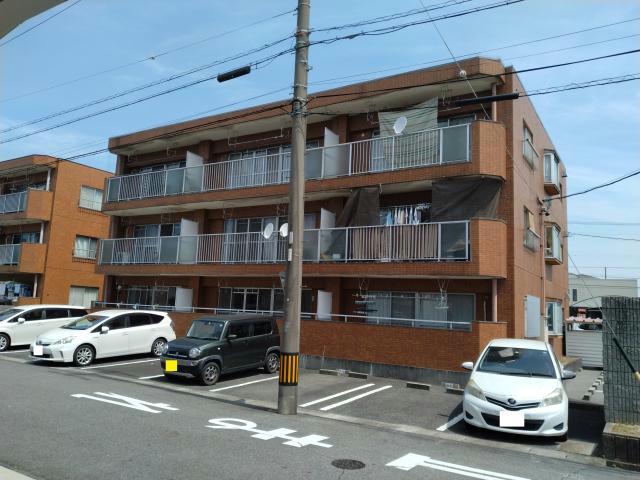 リブイン青山
