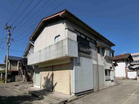 日新町渡部店舗外観写真
