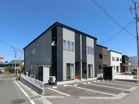サイバーパーク駅前町Ⅰ外観写真