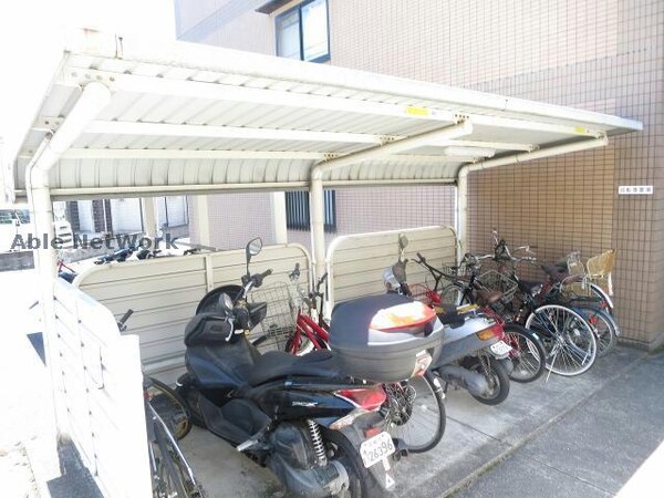 駐輪場